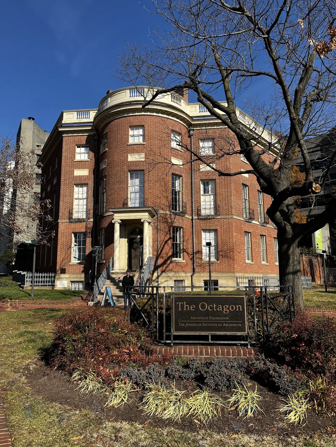 The Octagon, Washington