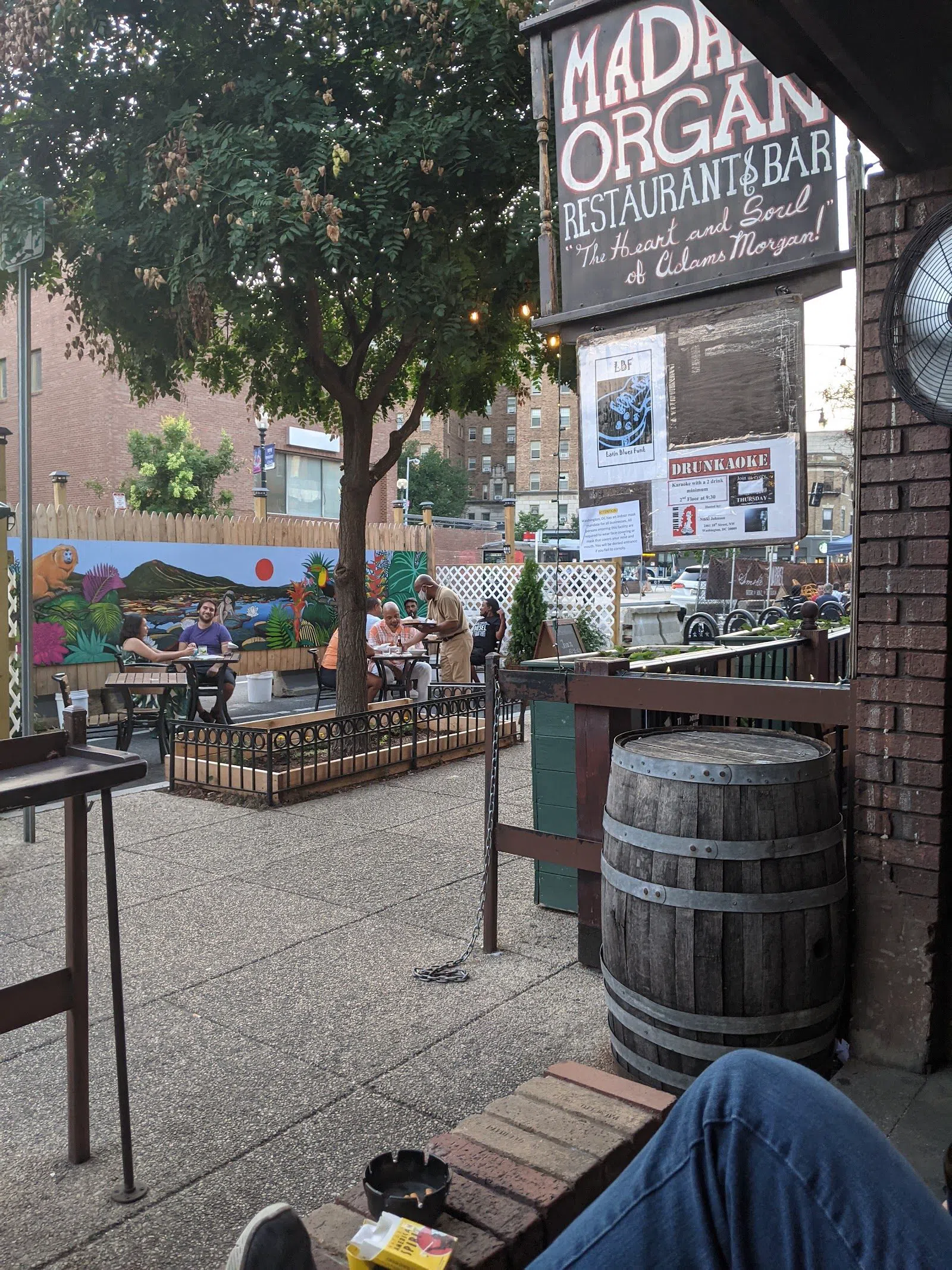 Madam's Organ Blues Bar, Washington